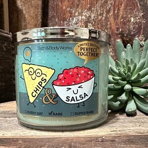 NWT Bath & Body Works Chips & Salsa Scented Soy Candle